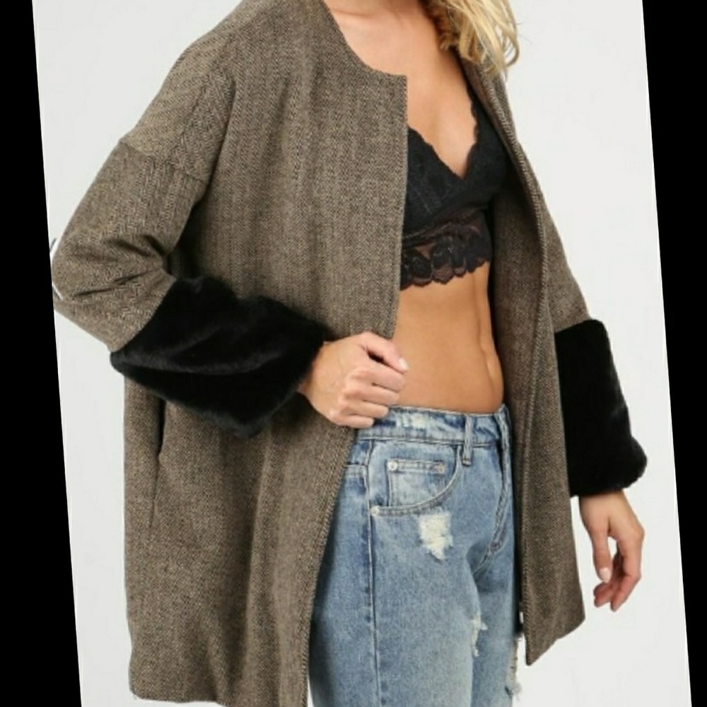 Classic Herringbone Jacket With Faux Fur Trim - Picture 2 of 5